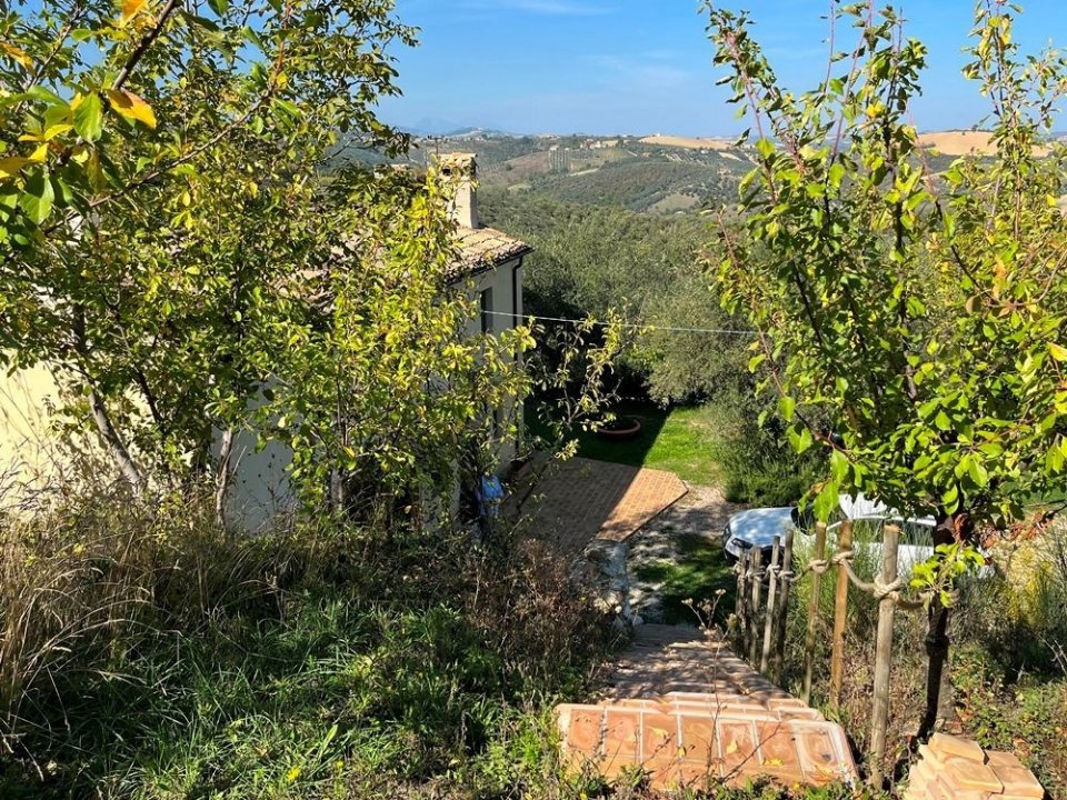 Vendita villa in zona tranquilla Loreto Aprutino Abruzzo foto 26