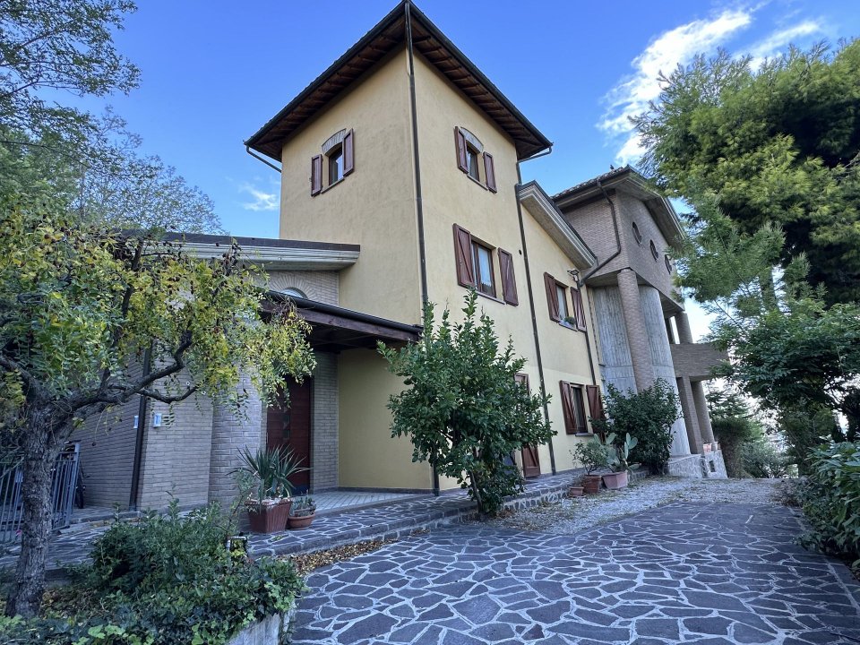 Vendita villa sul mare Roseto degli Abruzzi Abruzzo foto 2